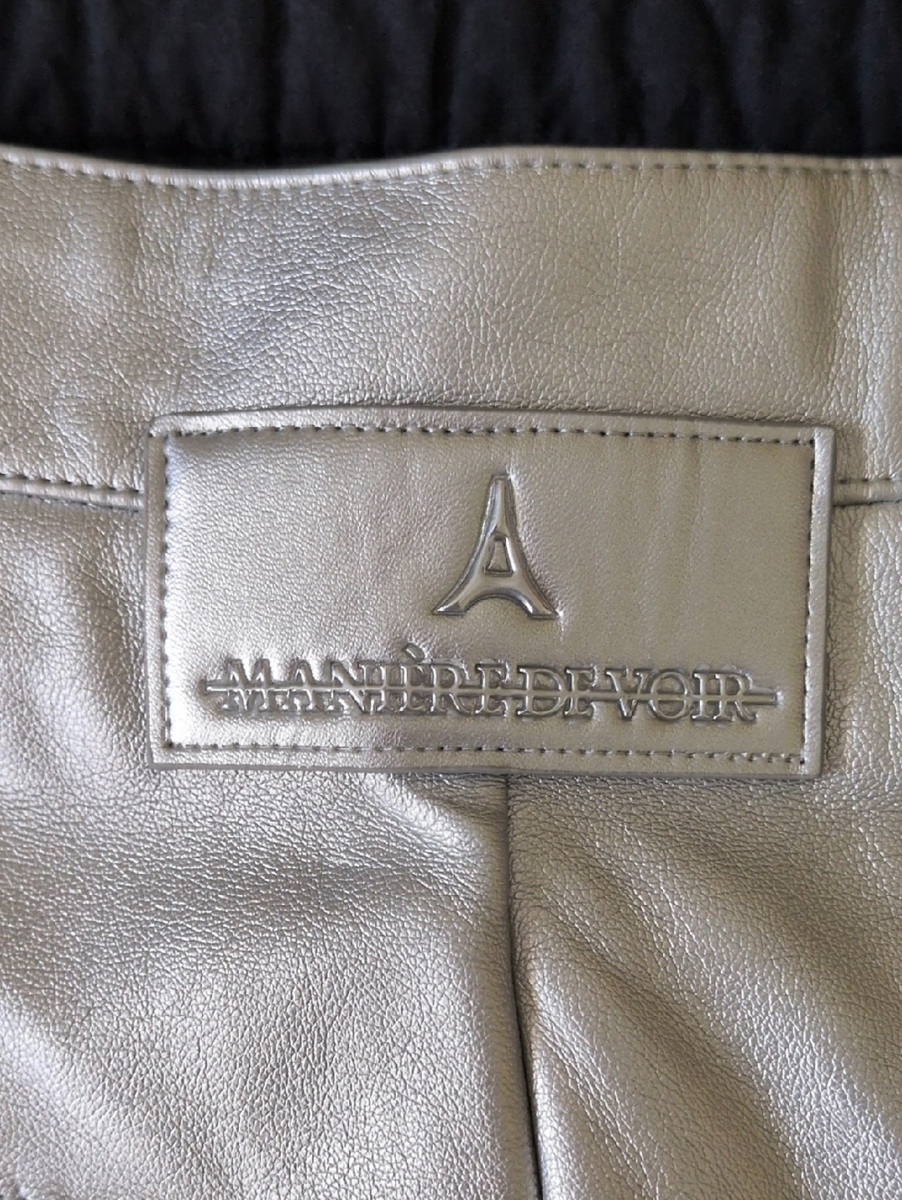 Maniere De Voir High-Waist Silver Faux Leather Pants NWT Size 12 - Picture 6 of 10